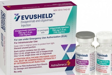 Thuốc kháng thể đơn dòng Evusheld của AstraZeneca. (Ảnh: Reuters)