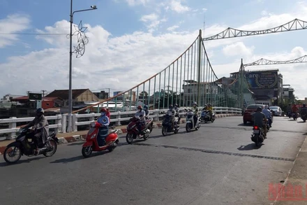 Cầu Quay thuộc phường 1, thành phố Mỹ Tho (Tiền Giang), nơi 2 đối tượng dùng súng bắn chết em Huỳnh Bảo Sang.