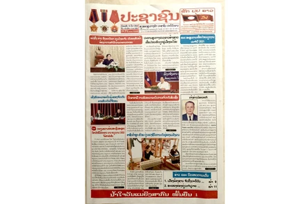 Xã luận Báo Pasaxon ngày 10/3 nhấn mạnh, giới trẻ cần hiểu rõ hơn về mối quan hệ đặc biệt giữa Việt Nam và Lào. (Ảnh: XUÂN SƠN)