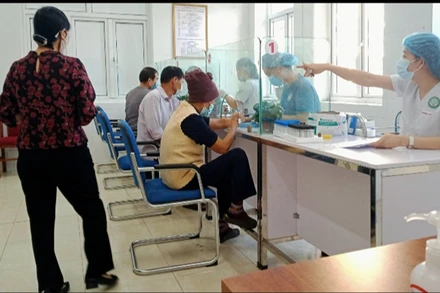 Đến nay, hơn 40% số người từ 18 tuổi trở lên trên địa bàn tỉnh Thái Nguyên được tiên 3 mũi vaccine phòng Covid-19.