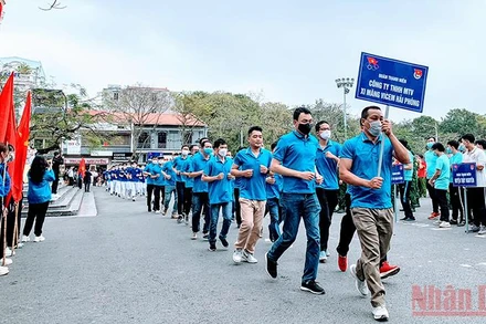 Đông đảo các địa phương, đơn vị tham gia Ngày chạy Olympic vì sức khỏe toàn dân.