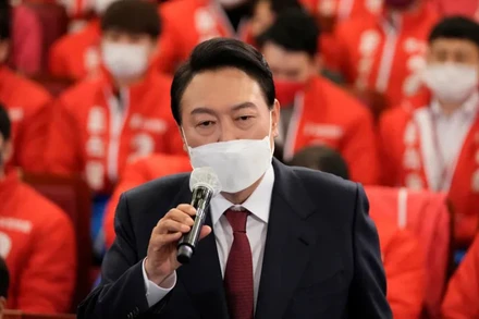 Tổng thống đắc cử Hàn Quốc Yoon Suk-yeol tuyên bố để ngỏ cánh cửa đối thoại với Triều Tiên. (Ảnh minh họa: REUTERS)