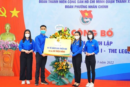 Lễ công bố quyết định thành lập Chi đoàn Nam Thăng Long I – The Legend. (Ảnh: NGỌC VY)