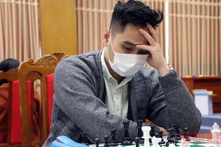 Kỳ thủ Trần Tuấn Minh vô địch cờ tiêu chuẩn sớm 1 vòng đấu.