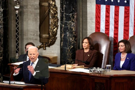 Tổng thống Biden đọc Thông điệp Liên bang đầu tiên trong nhiệm kỳ của ông. (Ảnh: Reuters)