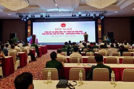 Quang cảnh hội nghị tổng kết 20 năm công tác phân giới cắm mốc biên giới trên đất liền Việt Nam-Campuchia (1999-2019).
