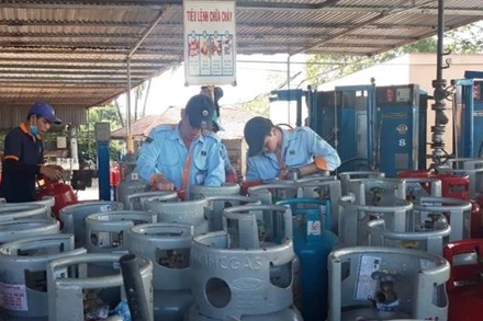 Giá gas bán lẻ tháng 7 tăng nhẹ so tháng trước.