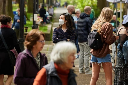 Số ca mắc mới Covid-19 đang gia tăng tại Mỹ trong bối cảnh các hạn chế phòng dịch đã được dỡ bỏ. (Ảnh: Washington Post)