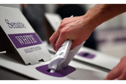 Số cử tri Australia đi bỏ phiếu cao kỷ lục trong ngày bỏ phiếu sớm đầu tiên. (Nguồn: AFP)