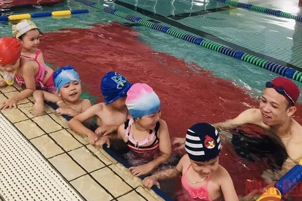 Dạy bơi cho trẻ là giải pháp giúp phòng, tránh tai nạn đuối nước hiệu quả.