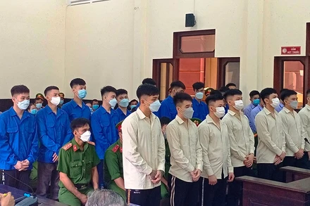 Các bị cáo tại phiên tòa sơ thẩm.