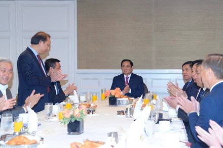 Thủ tướng gặp gỡ một số doanh nghiệp Việt kiều, tập đoàn và trường đại học của Hoa Kỳ