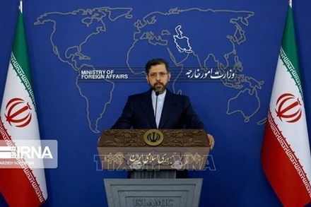 Người phát ngôn Bộ Ngoại giao Iran Saeed Khatibzadeh ngày 26/4 đã nhấn mạnh tầm quan trọng của việc giảm căng thẳng giữa Iran và Saudi Arabia. Ảnh: IRNA/TTXVN