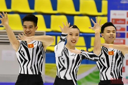 Các vận động viên aerobic Việt Nam mang về 1 Huy chương Vàng, 1 Huy chương Bạc cho Đoàn thể thao Việt Nam trong ngày thi đấu đầu tiên. (Ảnh: THỦY NGUYÊN)