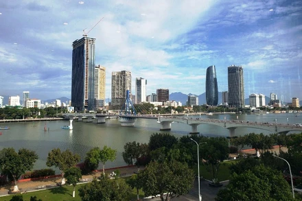 Đà Nẵng quyết tâm thực hiện các giải pháp phục hồi, phát triển kinh tế.