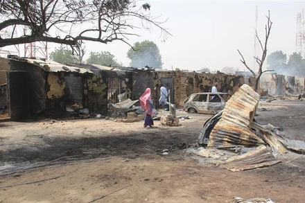 Hiện trường 1 vụ tấn công tại Auno, Nigeria, ngày 10/2/2020. (Ảnh: AFP/TTXVN)