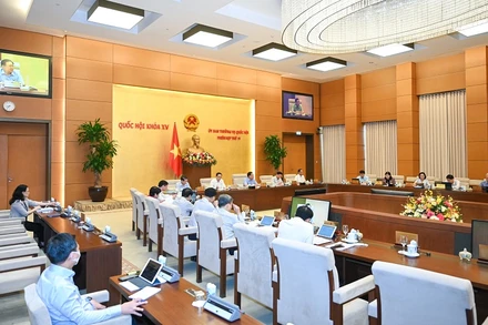 Phiên họp Ủy ban Thường vụ Quốc hội cho ý kiến về dự thảo Nghị quyết ban hành Nội quy kỳ họp Quốc hội (sửa đổi). (Ảnh: Duy Linh)