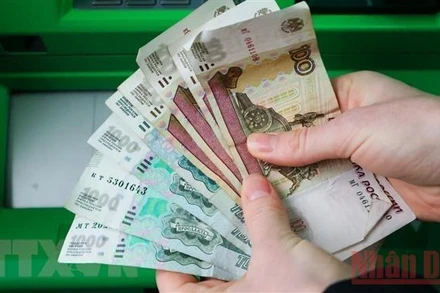 Đồng ruble của Nga. (Ảnh: The Moscow Times/TTXVN)