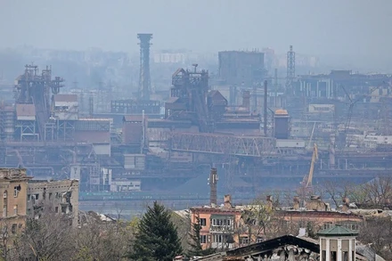 Toàn cảnh nhà máy thép Azovstal ở thành phố cảng phía nam Mariupol, Ukraine, ngày 19/4/2022. (Ảnh: Reuters)