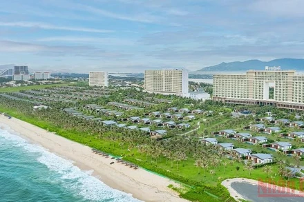 Dự báo, thị trường bất động sản du lịch phát triển sôi động thời gian tới. Trong ảnh: Một góc Khu du lịch Radisson Blu Cam Ranh, nơi diễn ra Hội thảo. (Ảnh: PHONG NGUYÊN)