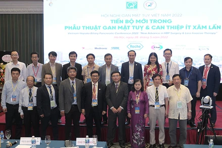 Các đại biểu tham dự hội nghị.