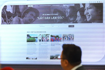 Hình ảnh Lễ khai trương Trang thông tin Hồ Chí Minh và tư tưởng “lấy dân làm gốc”