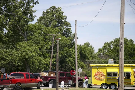 Hiện trường vụ xả súng. (Ảnh: AP)