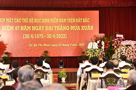 Quang cảnh buổi họp mặt học sinh miền nam trên đất bắc. (Ảnh: TTXVN)