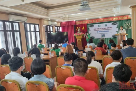 Đông đảo các đại biểu tham dự chương trình hưởng ứng Ngày quốc tế đa dạng sinh học.