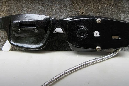 “Mắt kính thông minh cho người khiếm thị”, 1 trong 11 công trình lọt vào chung kết chương trình “Tri thức trẻ vì giáo dục” năm 2021.