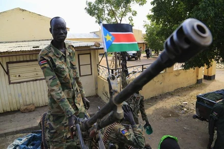 Binh sĩ quân đội Nam Sudan tại thị trấn Malakal, cách thủ đô Juba 497 km về phía đông bắc. (Ảnh: Reuters)
