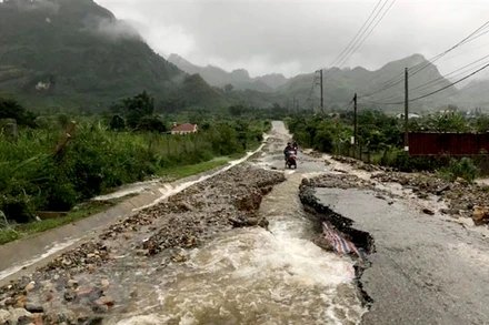 Vùng núi Bắc Bộ có mưa vừa, mưa to, có nơi mưa rất to, nguy cơ cao xảy ra lũ quét và sạt lở đất. (Ảnh minh họa)