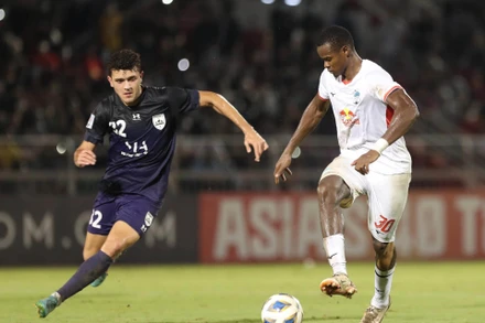 Tiền đạo Brandao mang về bàn thắng duy nhất của trận đấu. (Ảnh: HAGL)