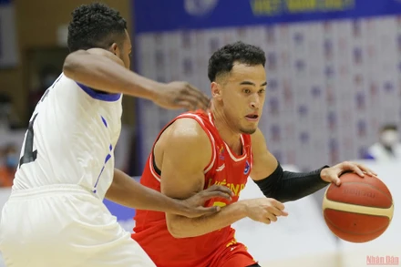 Juzang tiếp tục thi đấu xuất sắc với 29 điểm và 5 rebounds. 