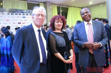 Các nhà làm phim quốc tế tại LHP quốc tế Hà Nội năm 2016.