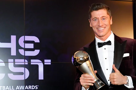 Lewandowski đoạt FIFA The Best 2020. (Ảnh: Getty)