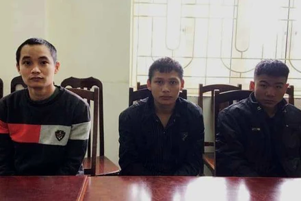 Các đối tượng trong một vụ tàng trữ, lưu hành tiền giả mới được Công an quận Nam Từ Liêm (Công an Hà Nội) triệt phá gần đây.