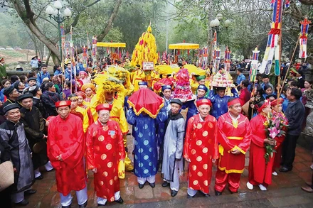 Lễ hội Đền Sóc (huyện Sóc Sơn, Hà Nội) được tổ chức vào đầu tháng Giêng hằng năm.