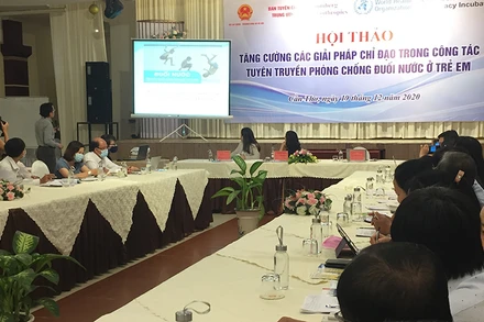 Quang cảnh hội thảo tăng cường tuyên truyền phòng chống tai nạn đuối nước ở trẻ em.