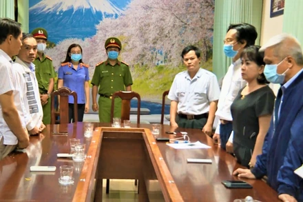 Trước đó, Cơ quan cảnh sát điều tra Công an tỉnh Đắk Lắk đã khởi tố bị can và bắt tạm giam nhiều cán bộ của Sở Y tế tỉnh Đắk Lắk liên quan đến vụ án.