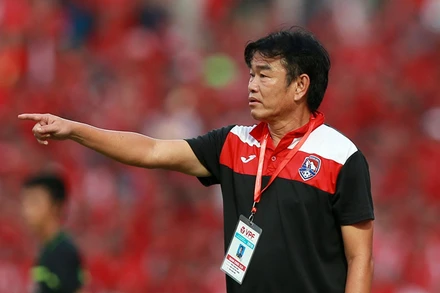 HLV Phan Thanh Hùng là một người thầy tận tâm. (Ảnh: TQN)