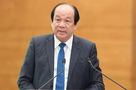 Bộ trưởng, Chủ nhiệm VPCP Mai Tiến Dũng chủ trì họp báo. Ảnh: VGP