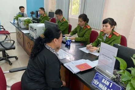 Công an TP Hà Nội sắp mở đợt cao điểm tập trung cấp căn cước công dân lưu động trên địa bàn TP Hà Nội từ ngày 1-1-2021 đến ngày 1-7-2021. 