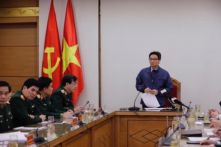 Phó Thủ tướng Vũ Đức Đam phát biểu tại cuộc họp. (Ảnh: VGP)