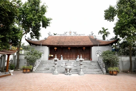 Đình Phú Xá được dựng lại năm 2010 trên nền đình cũ.