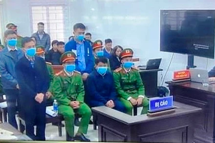 Các bị cáo tại phiên tòa.