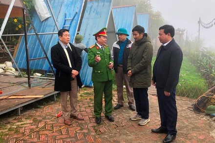 Tiếp tục tháo dỡ các công trình xây dựng trái phép tại Tam Đảo