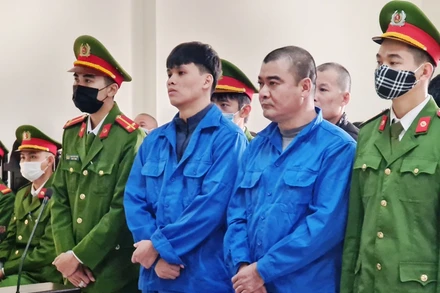 Các bị cáo liên quan các vụ “Cưỡng đoạt tài sản” về phí dịch vụ hỏa táng.