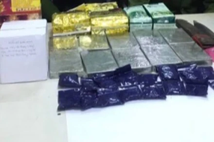 Một số tang vật bị thu giữ.