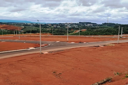 Khu tái định cư Đắk Nur B thuộc phường Nghĩa Đức đã hoàn thành hơn 90% khối lượng, sẽ phân lô cấp đất cho người dân trong quý 1 năm 2021.